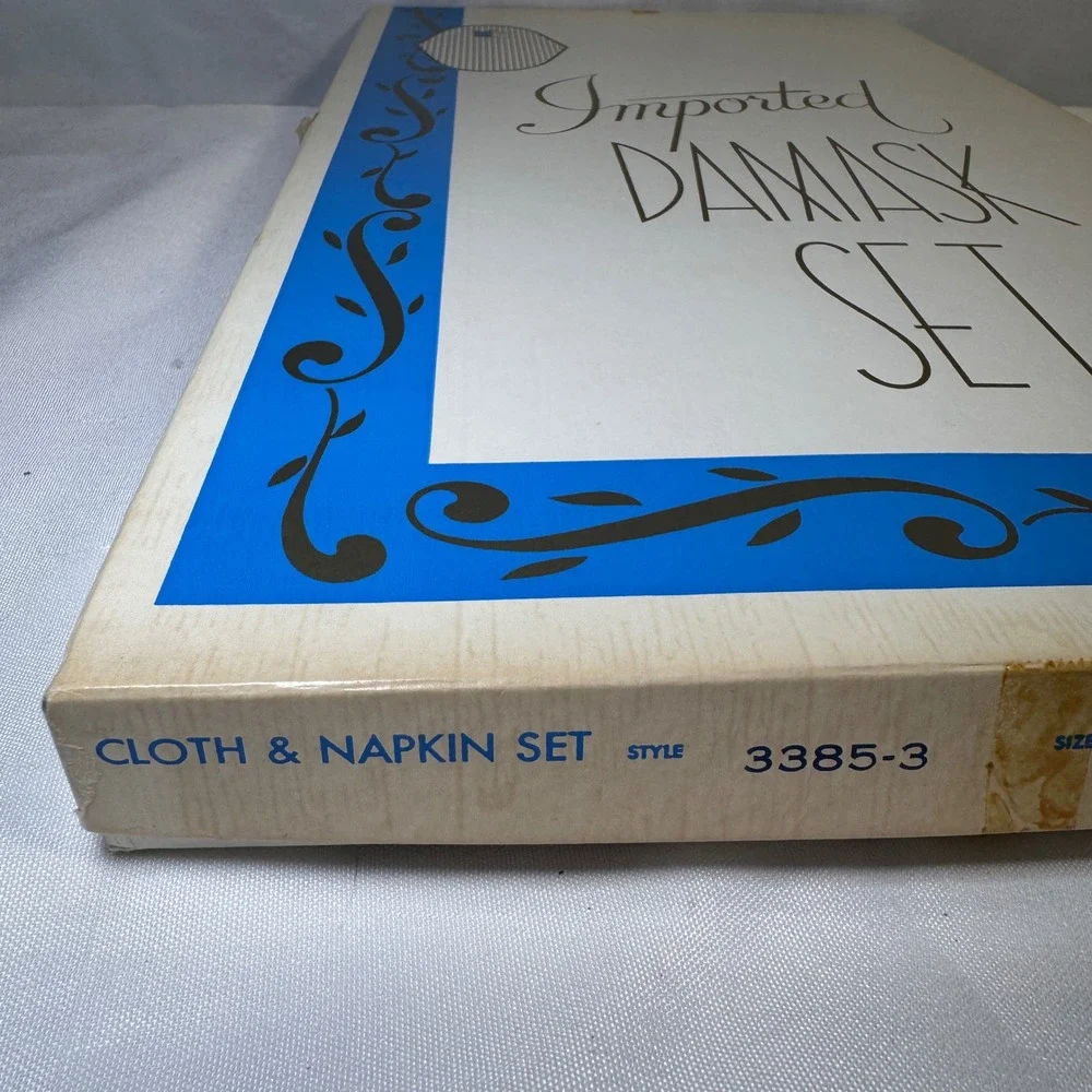 Vintage FL Gold Damask Tablecloth and 6 Napkin Set 54x74 Floral Made in Japan